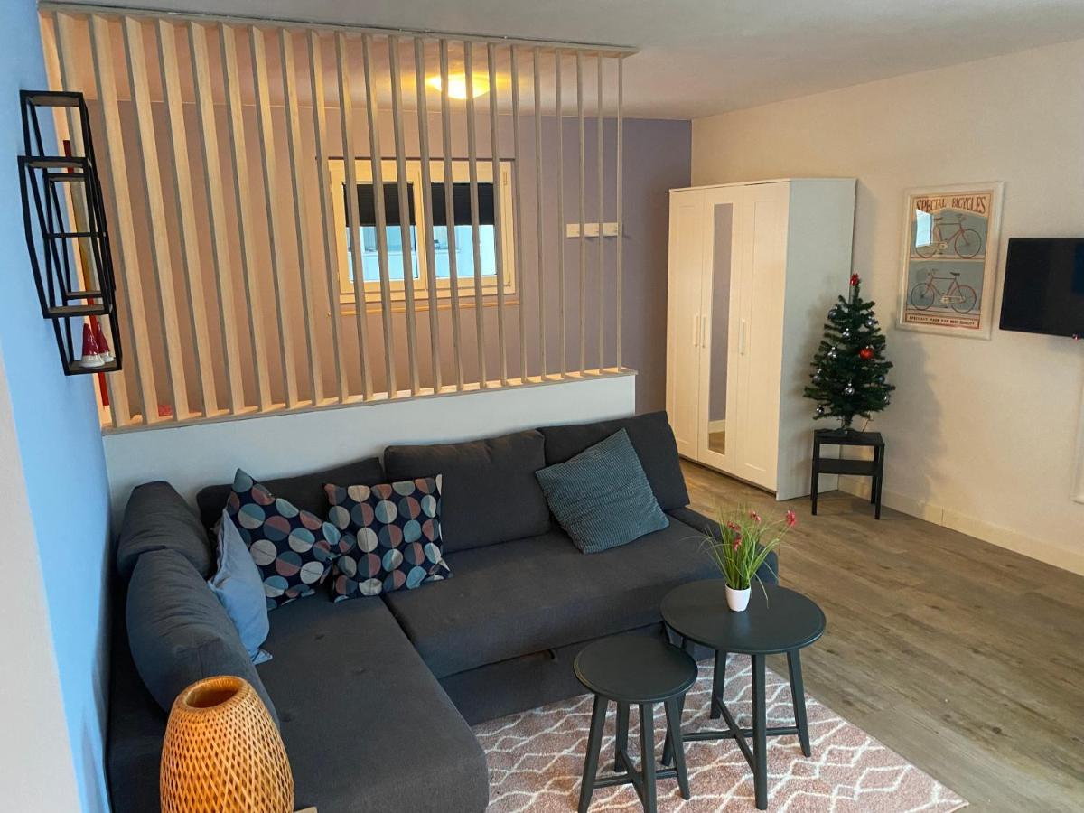 Spring Inn Apartments Майринген Екстериор снимка