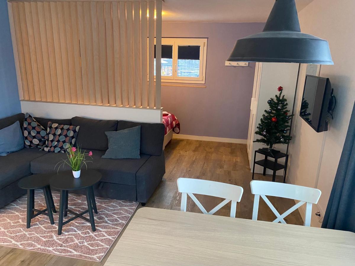 Spring Inn Apartments Майринген Екстериор снимка