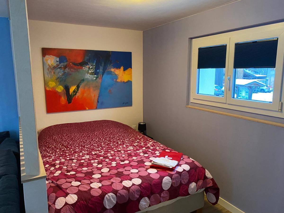 Spring Inn Apartments Майринген Екстериор снимка