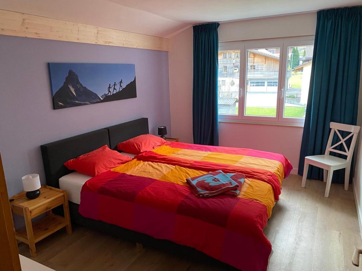 Spring Inn Apartments Майринген Екстериор снимка
