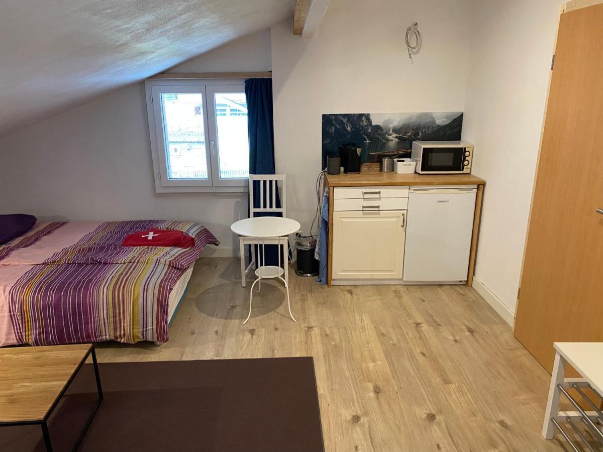 Spring Inn Apartments Майринген Екстериор снимка