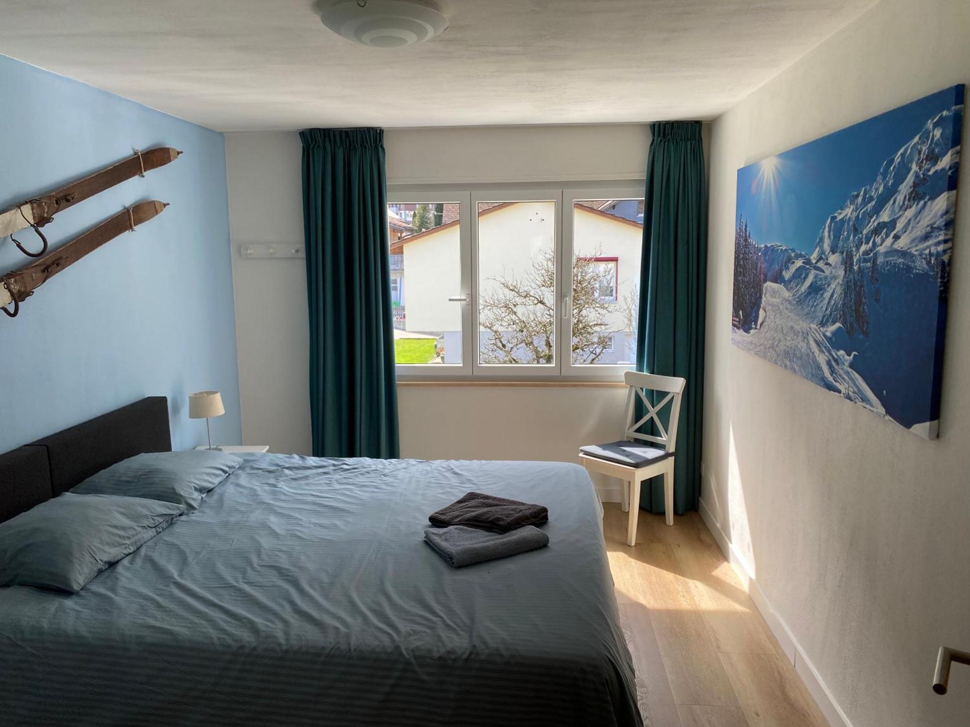 Spring Inn Apartments Майринген Екстериор снимка